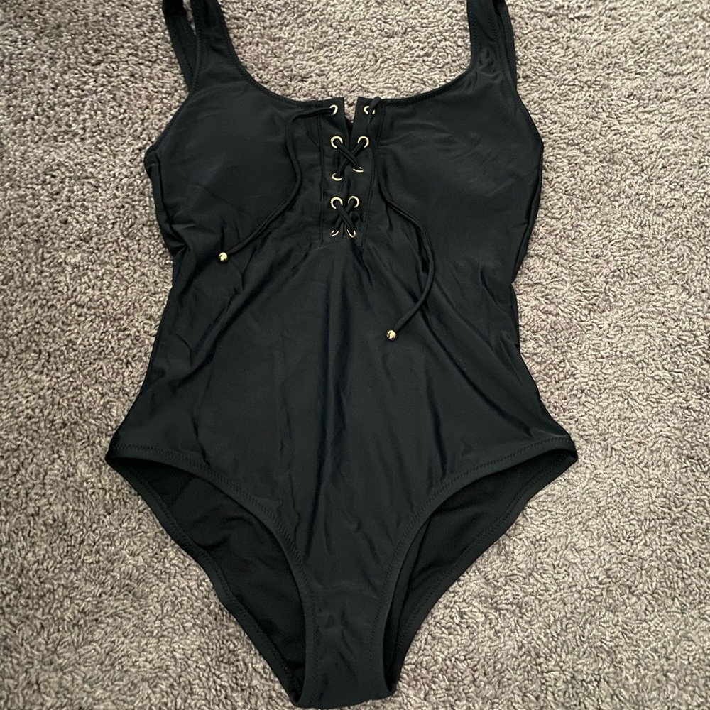NWOT One-piece Bathing Suit
